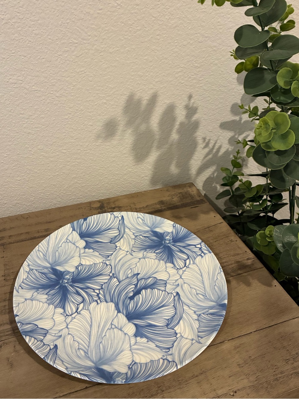 Intesa Blue Floral Lotus Dinner Plate.